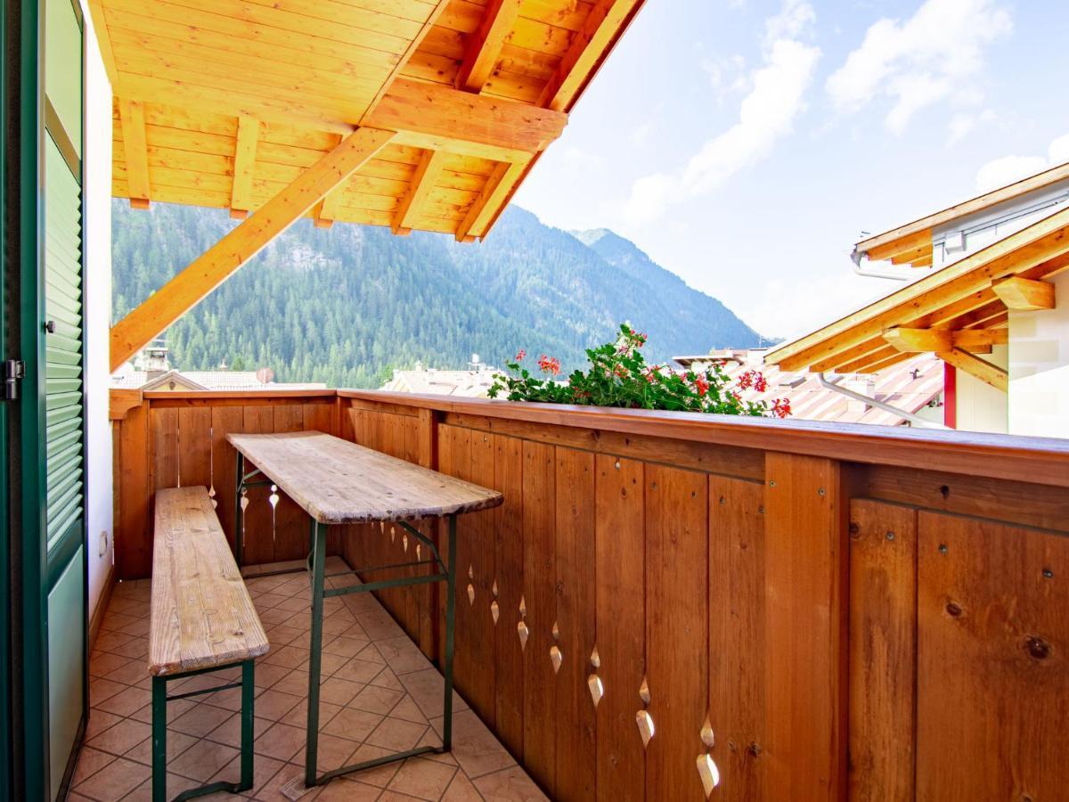 Apartment Cesa Soraruf By Interhome Campitello di Fassa Luaran gambar